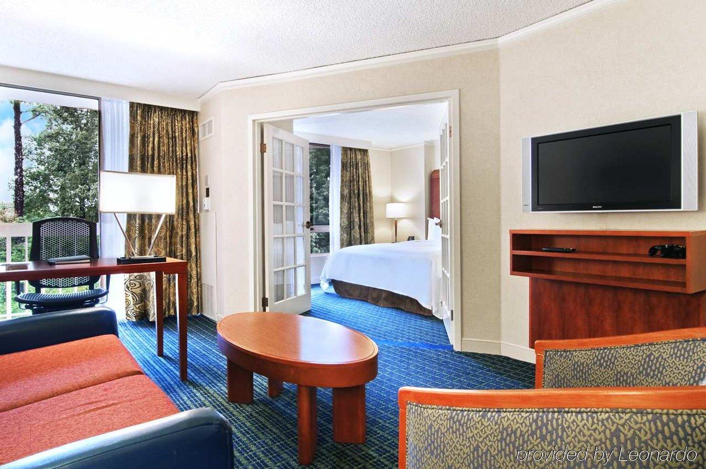 Hilton Atlanta Perimeter Suites Sandy Springs Exterior foto